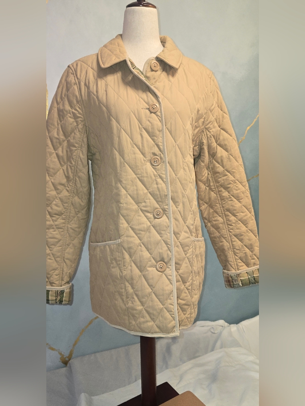 Vintage L.L. Bean Tan Diamond Quilted Work Barn Chore Jacket Green Plaid Lined M